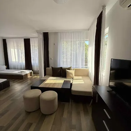 Escape Hotel Choumen